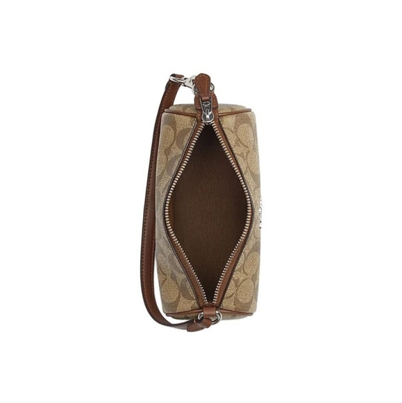 Nolita Barrel Bag In Signature Canvas - Picture 3 of 10
